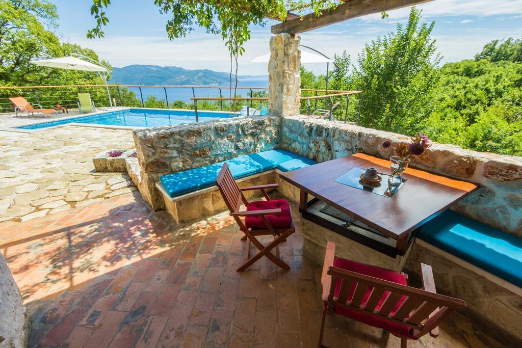 Villa Ivanini Brseč Esterno foto