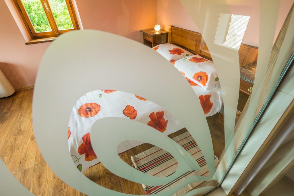 Villa Ivanini Brseč Esterno foto